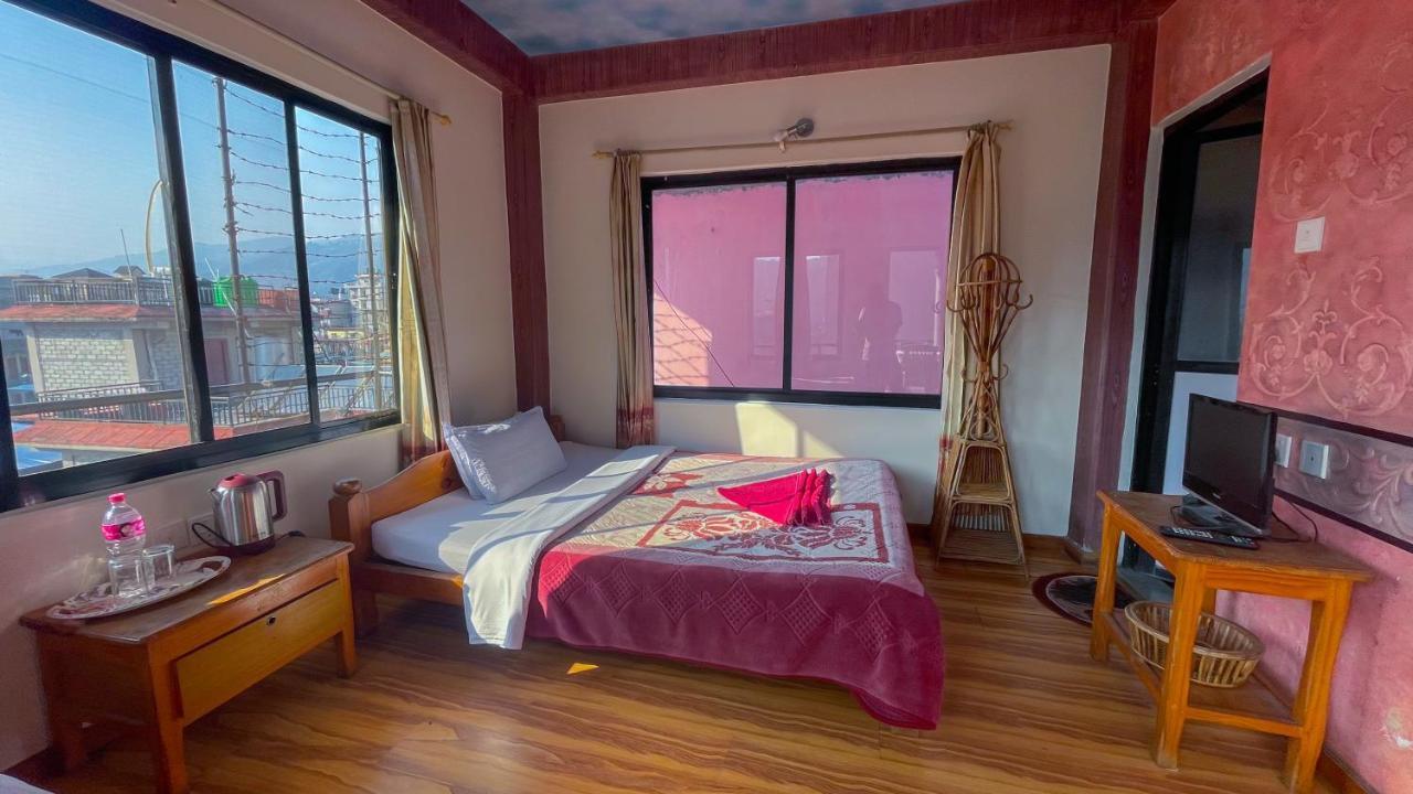 Hotel Hakoniwa Pokhara Esterno foto