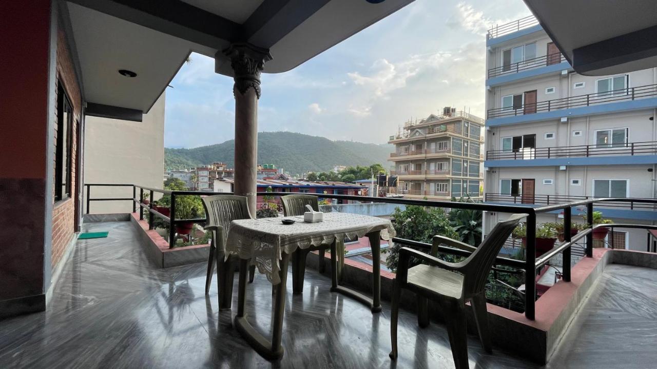Hotel Hakoniwa Pokhara Esterno foto