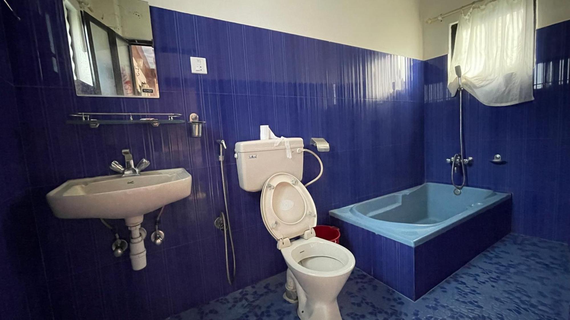 Hotel Hakoniwa Pokhara Esterno foto