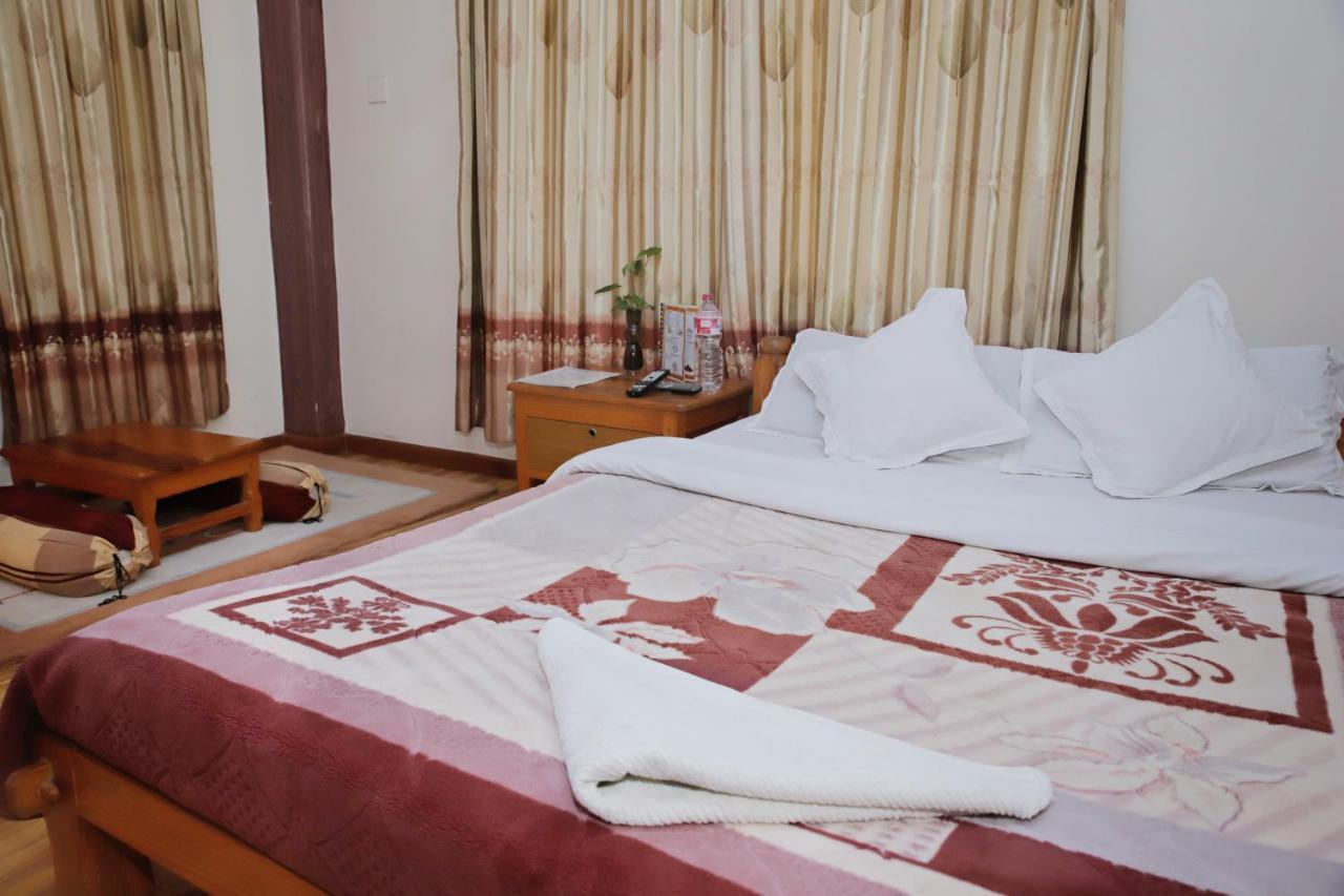Hotel Hakoniwa Pokhara Esterno foto