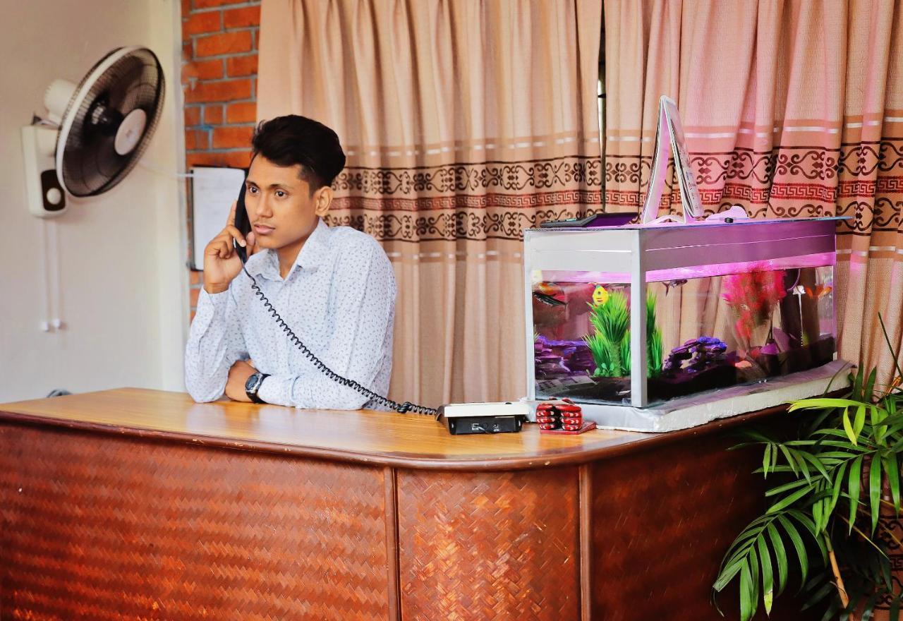 Hotel Hakoniwa Pokhara Esterno foto