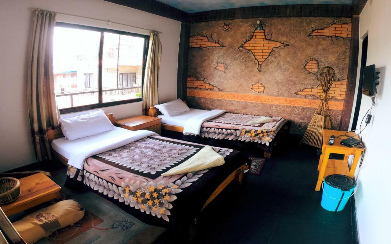Hotel Hakoniwa Pokhara Esterno foto