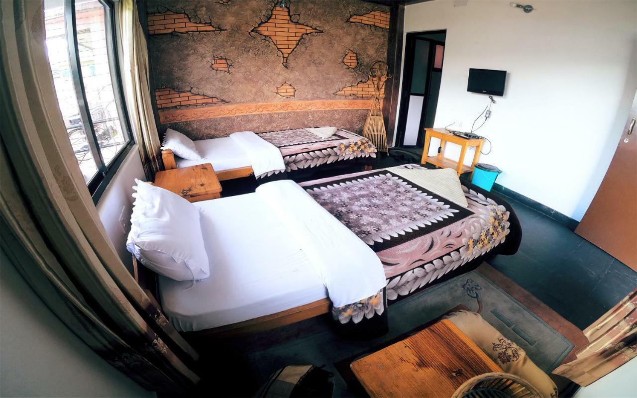 Hotel Hakoniwa Pokhara Esterno foto