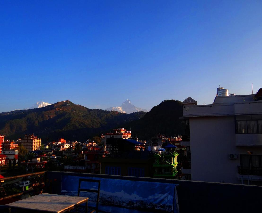 Hotel Hakoniwa Pokhara Esterno foto